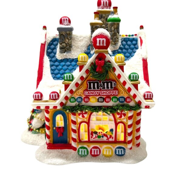 Department 56 M&Ms Village Candy Shoppe Lighted House Holiday Figurine 2005 - Picture 2 of 16